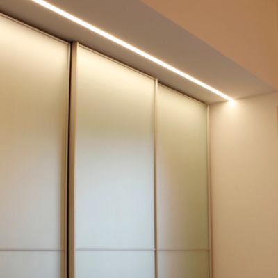 Ελαφριά αμμόστρωση σχεδιαγράμματος λουρίδων των οδηγήσεων κραμάτων AL6063 T5 με το διασκορπιστή PC